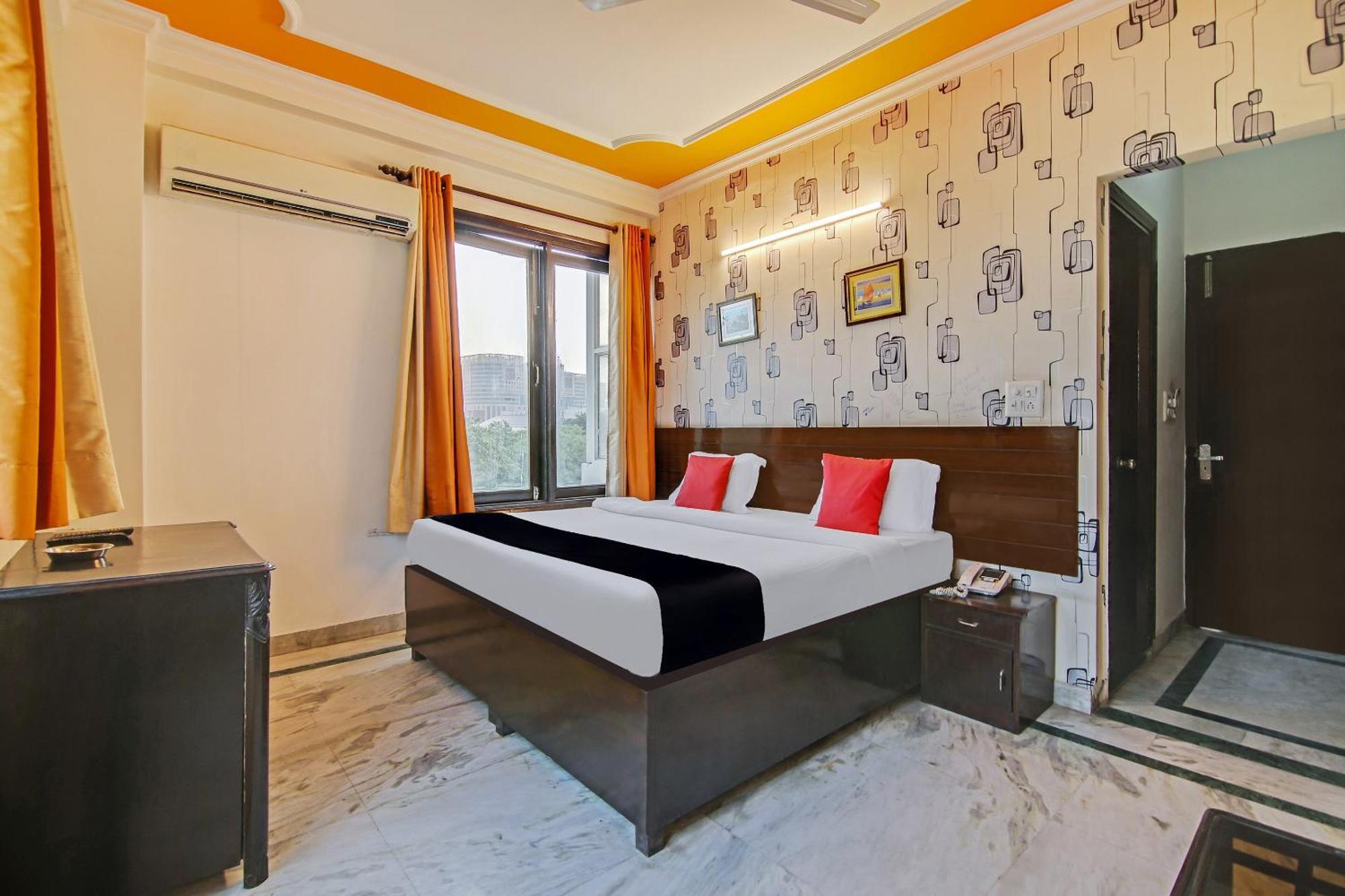 Capital O Tipsyy Near Aravali Biodiversity Park Gurgaon Exterior photo